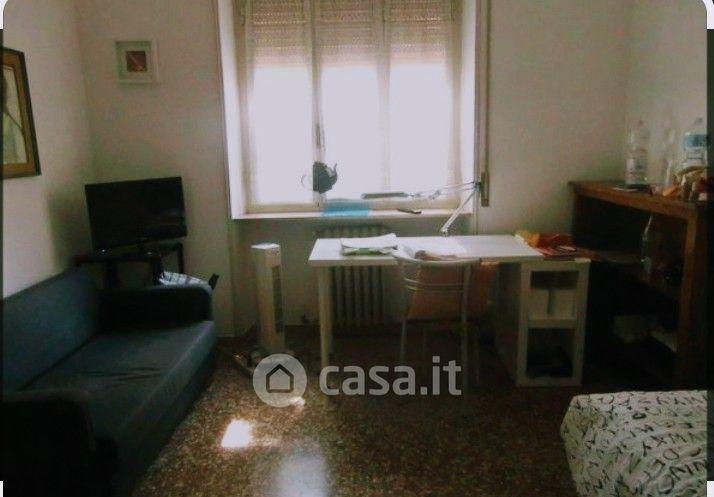 Stanza in Via dei Filippini 1 — foto 2 di 2