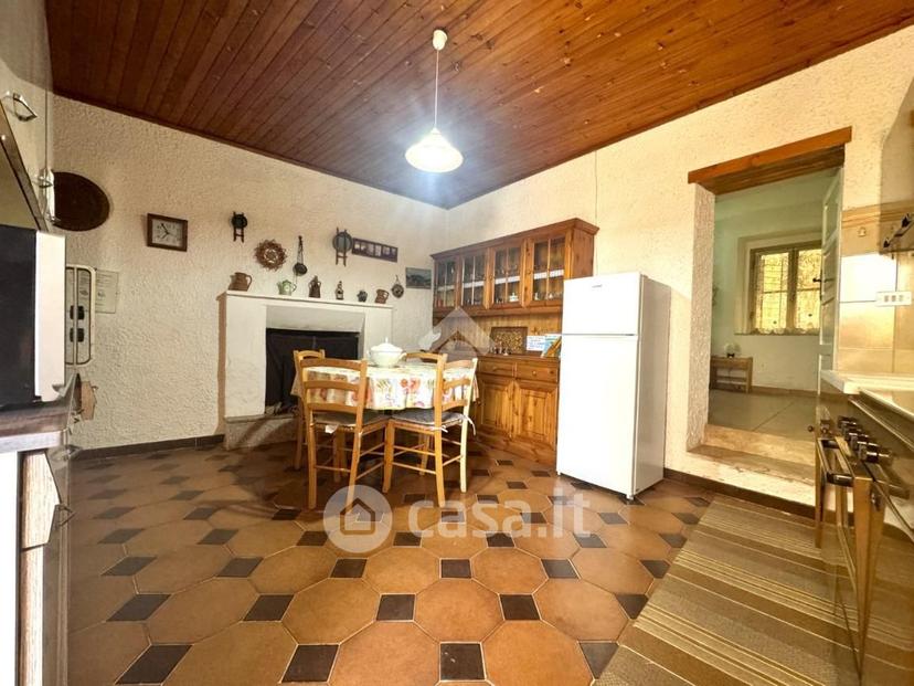 Trilocale in Via Mazzini 6 — foto 25 di 28