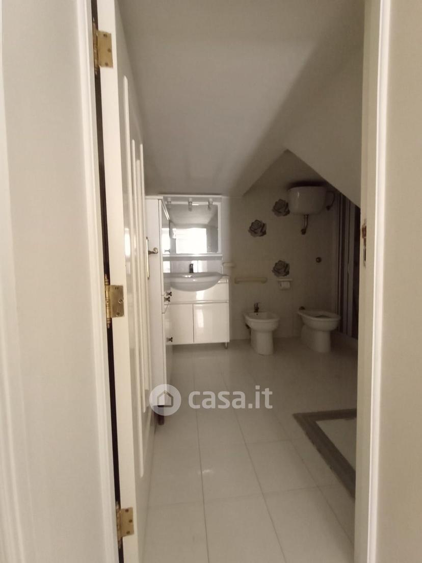 Trilocale in Via Metastasio 6 — foto 3 di 27