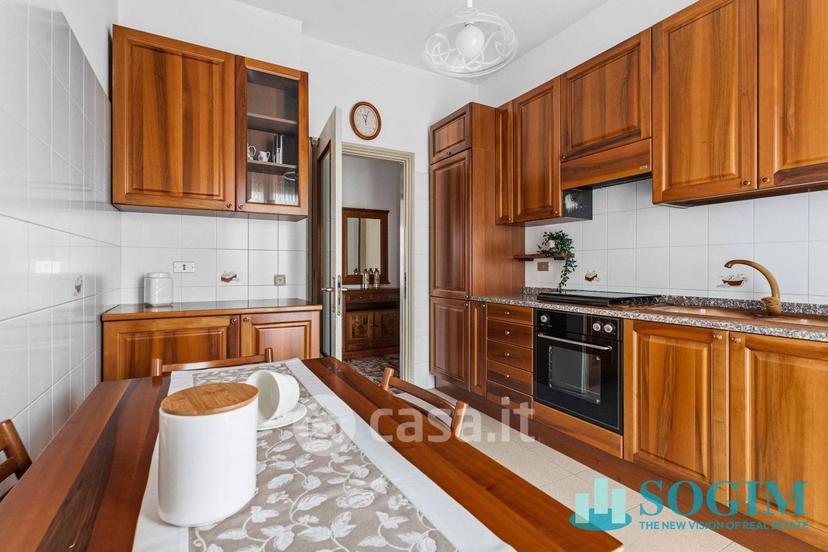 Trilocale in Via Fratelli di Dio 182 — foto 14 di 41