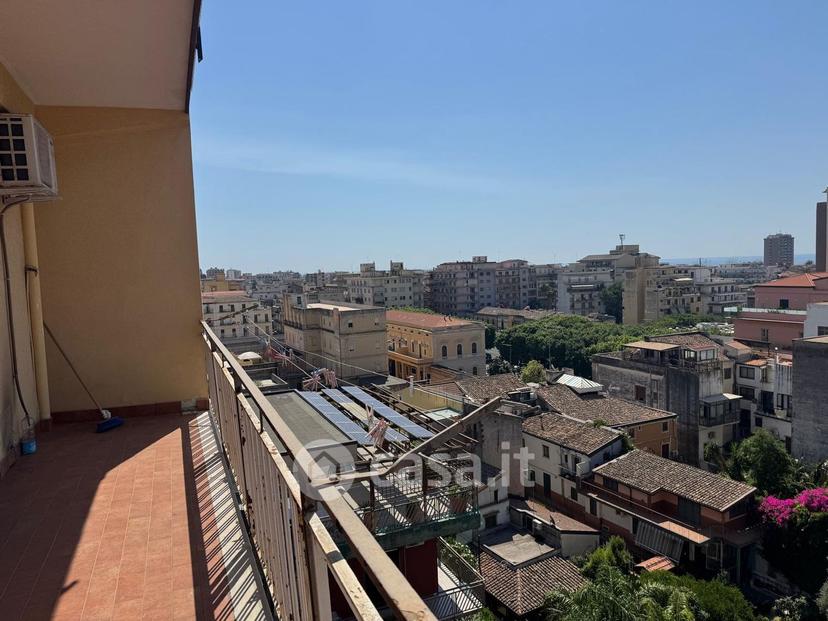 Trilocale in Via Cesare Vivante