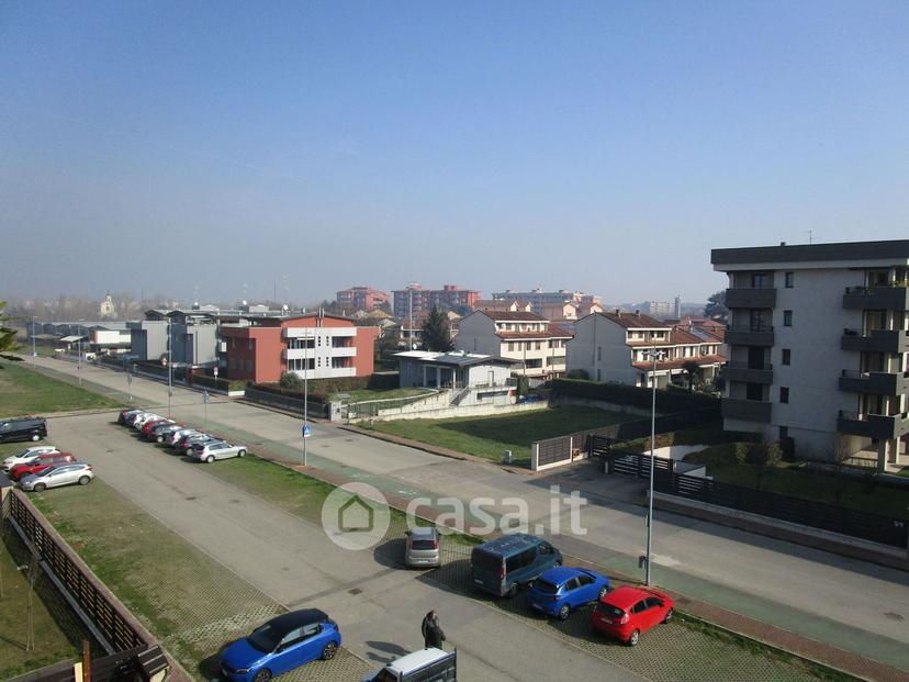 Trilocale in Via Don Luigi Sturzo 19 — foto 4 di 49