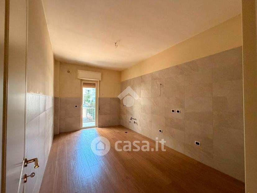 Trilocale in Via Napoli 255 — foto 17 di 21