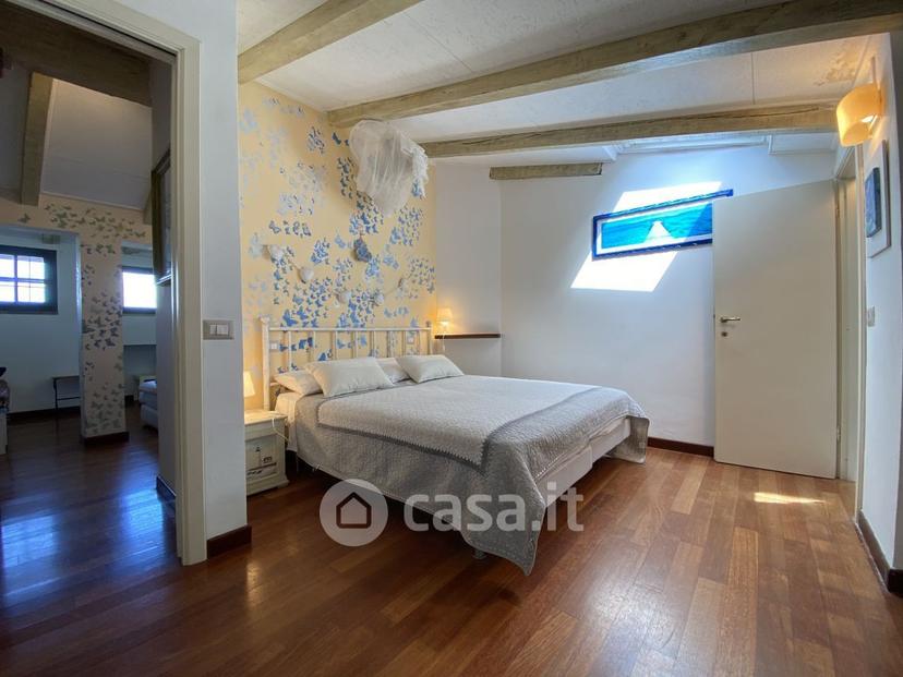 Villa in Castelnuovo — foto 2 di 72