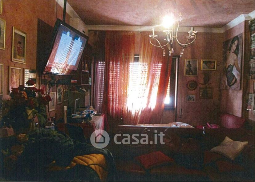 Quadrilocale in Via La Spezia — foto 24 di 32