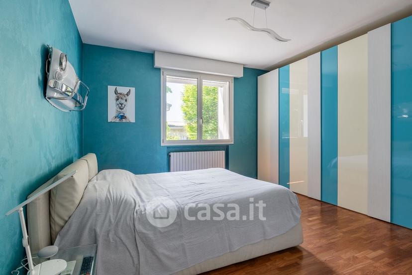 Villa in Via Benedetto Zallone 24 — foto 8 di 41