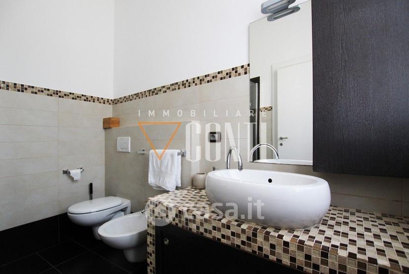 Trilocale in Via Toscani 8 — foto 9 di 32