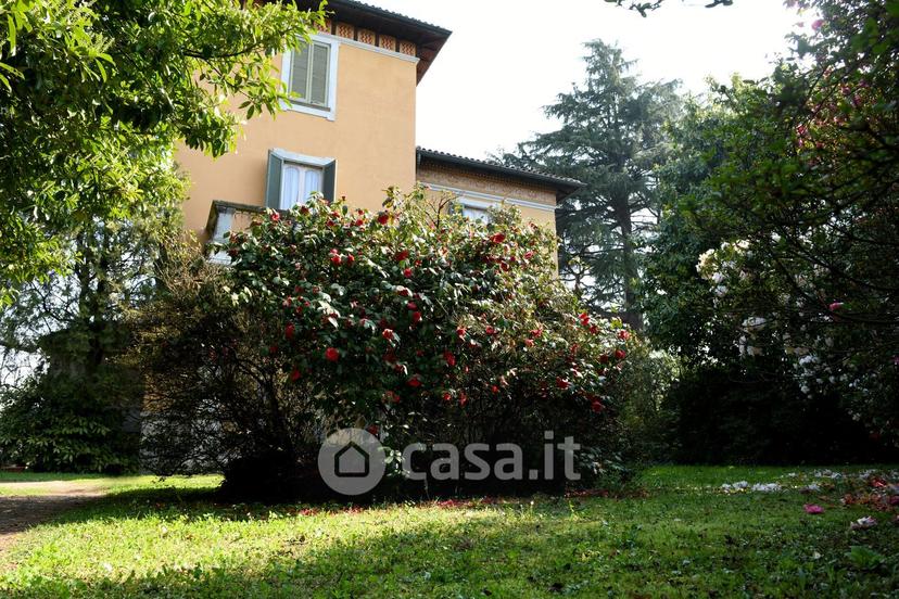 Villa in Corso G. Matteotti 25 — foto 8 di 33