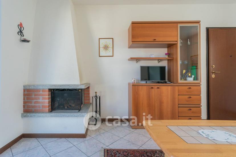 Trilocale in Via Giacomo Leopardi 12 — foto 53 di 56