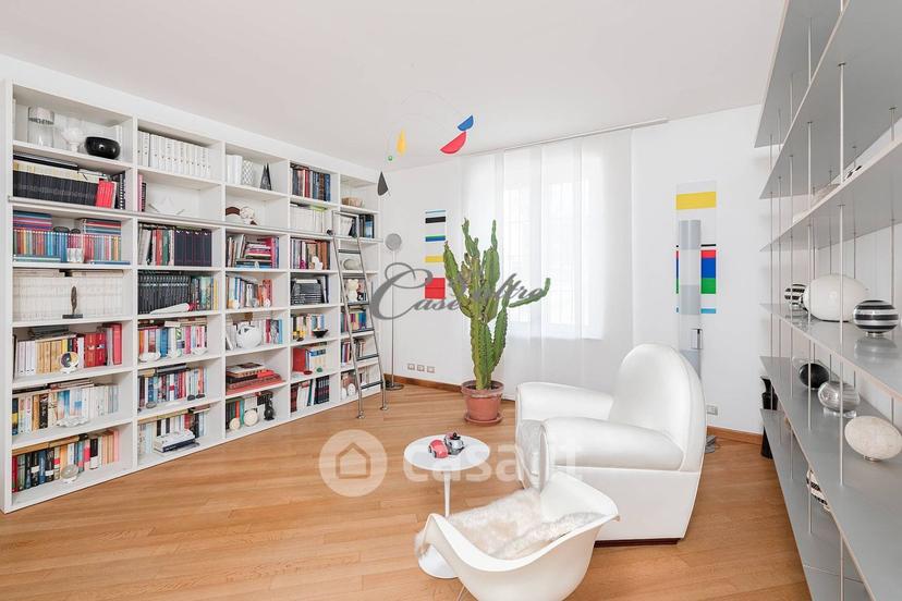 Appartamento in Via Como 13 — foto 26 di 48