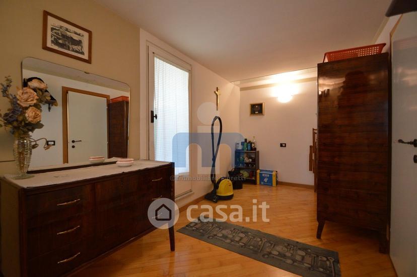 Trilocale in Via Alberti 5 — foto 26 di 33