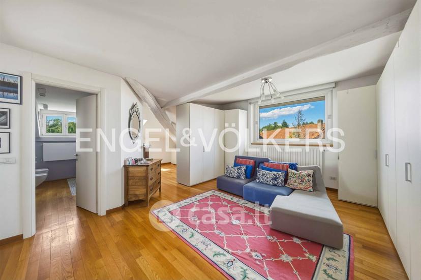 Appartamento in Via Gradisca 47 — foto 9 di 40