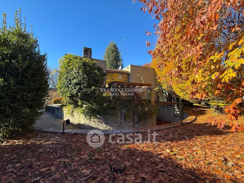 Villa in Via Alcide de Gasperi — foto 30 di 38