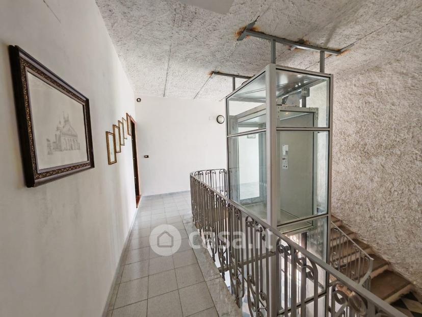 Quadrilocale in Via Generale Pasquale Tenga 33 — foto 35 di 42