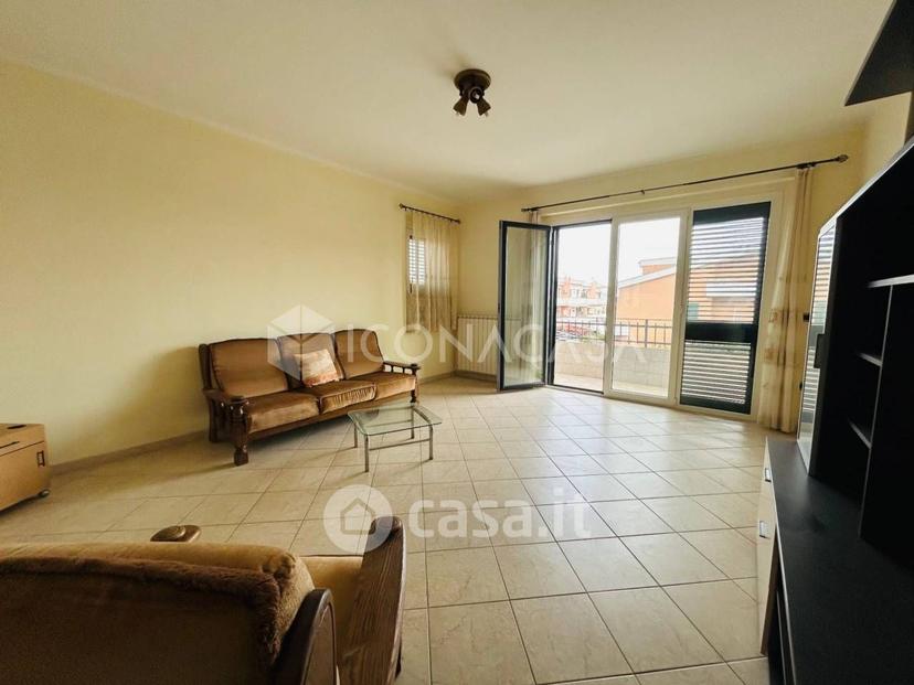 Trilocale in Via Genova — foto 14 di 29