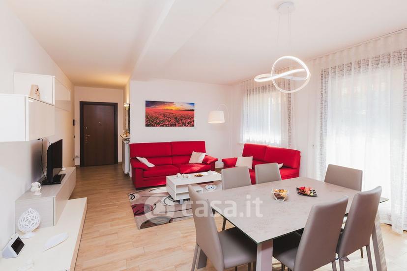 Trilocale in Via XI Febbraio 3 — foto 28 di 36