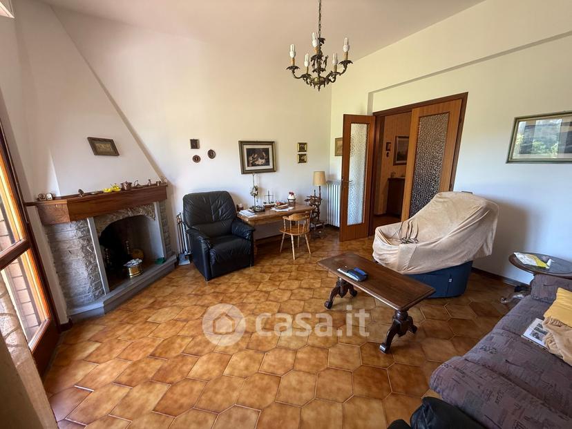 Trilocale in Via di Castello — foto 16 di 25