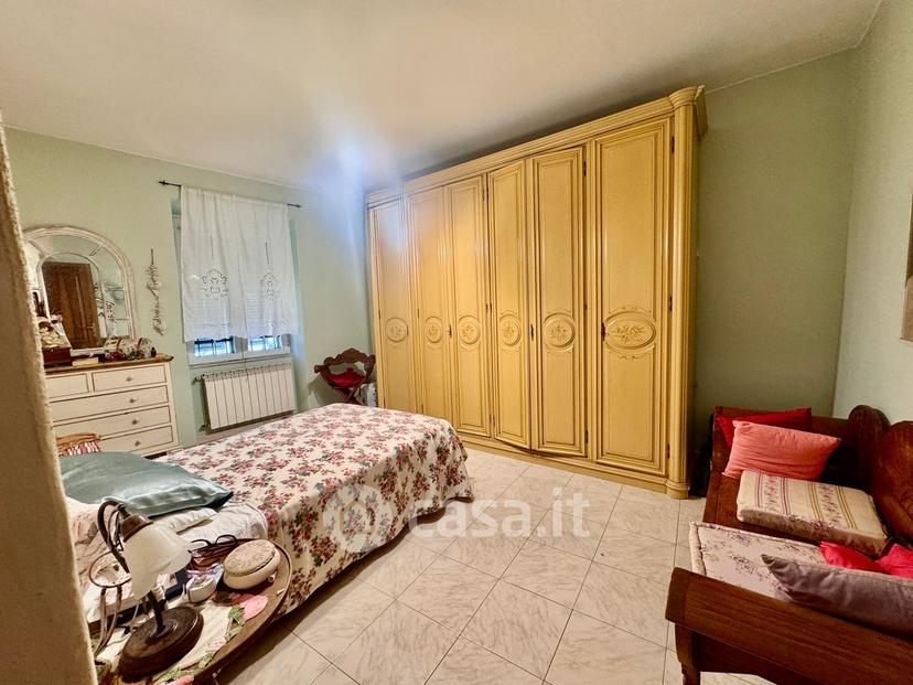 Villa in Via Brigate Partigiane 1 — foto 8 di 32