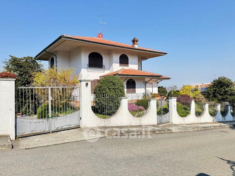 Villa in Via Diego Garoglio 28 — foto 39 di 47