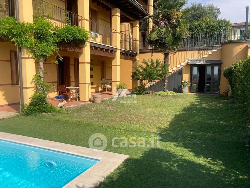 Villa in Via dei Ronchi 14 — foto 21 di 36