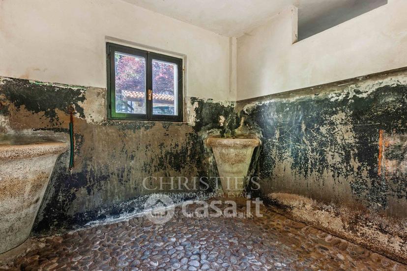 Villa in Via Luciano Manara — foto 25 di 38