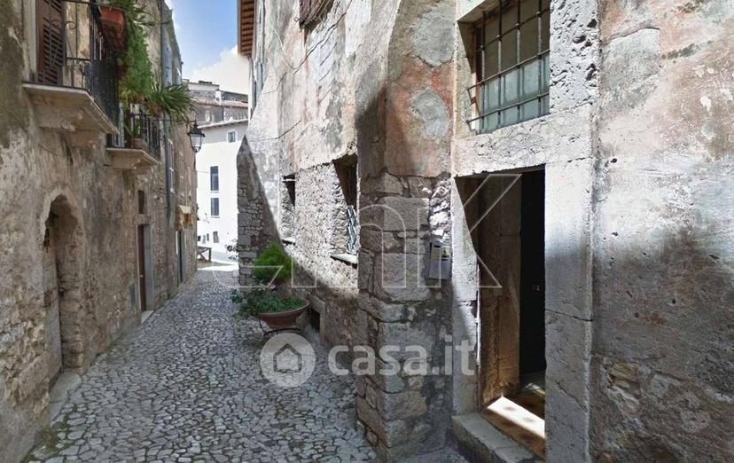 Trilocale in Via Aldo Manuzio — foto 14 di 22