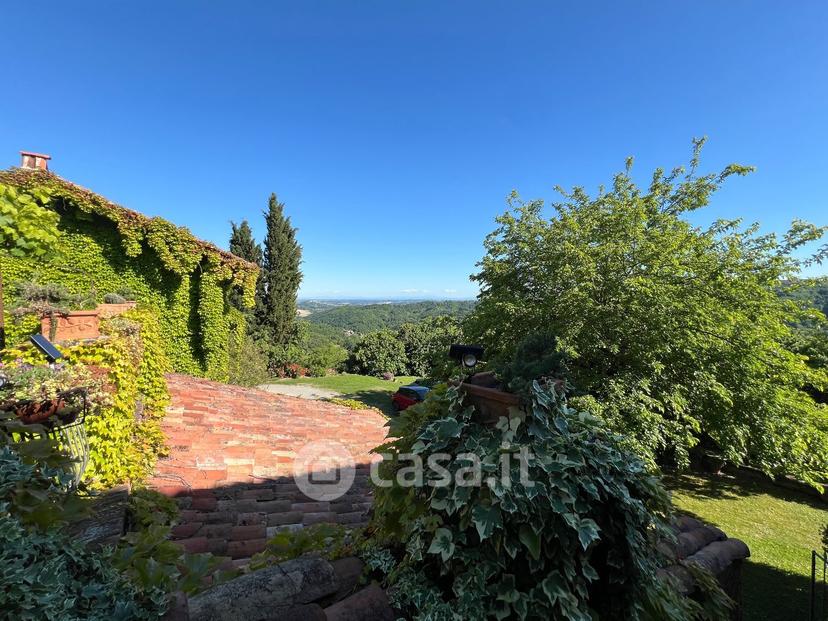 Villa in Strada Cocconito 6 — foto 11 di 34