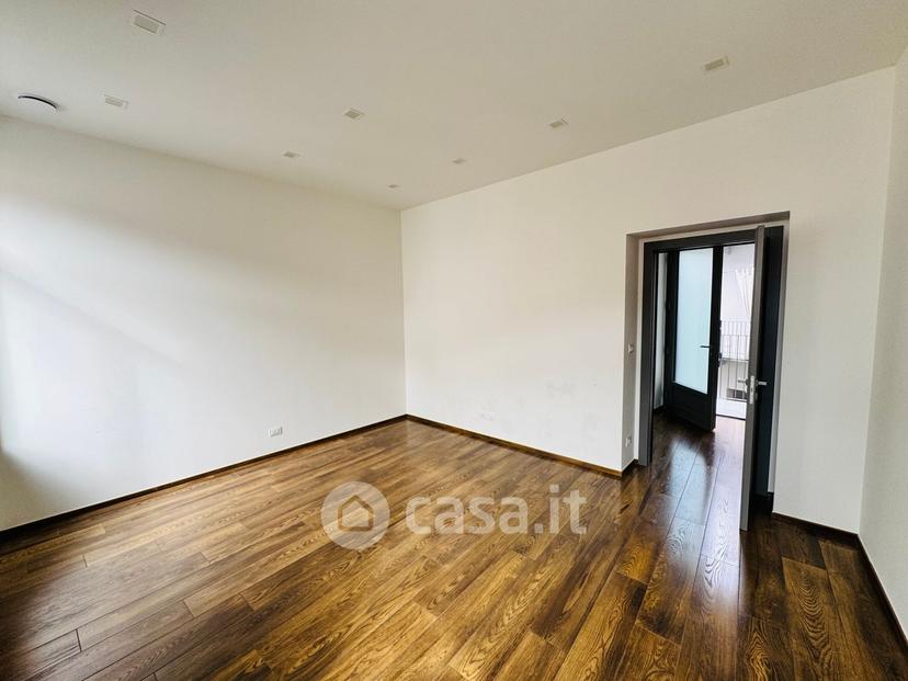 Trilocale in Via Vittorio Emanuele II 145 — foto 21 di 26