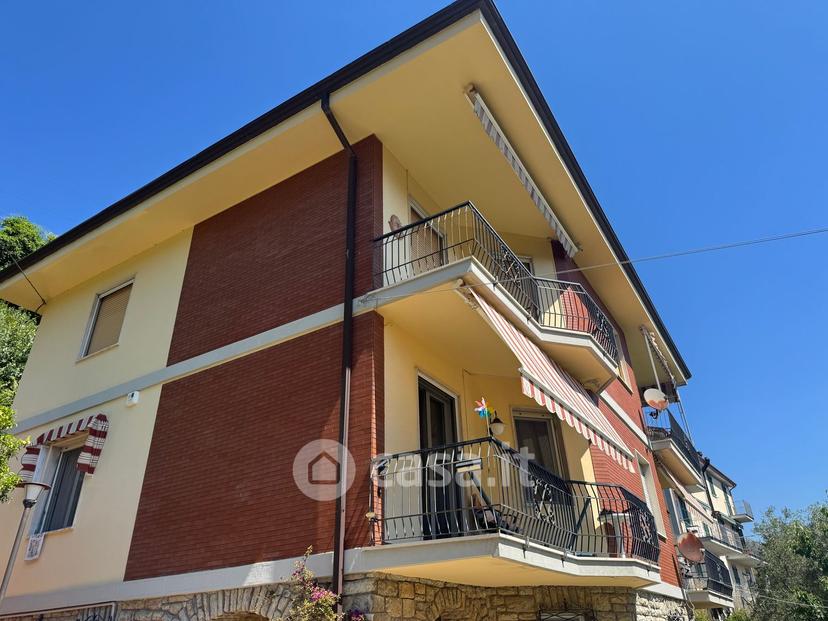 Quadrilocale in Via Sant'Antonio Maria Gianelli 36 B — foto 3 di 30
