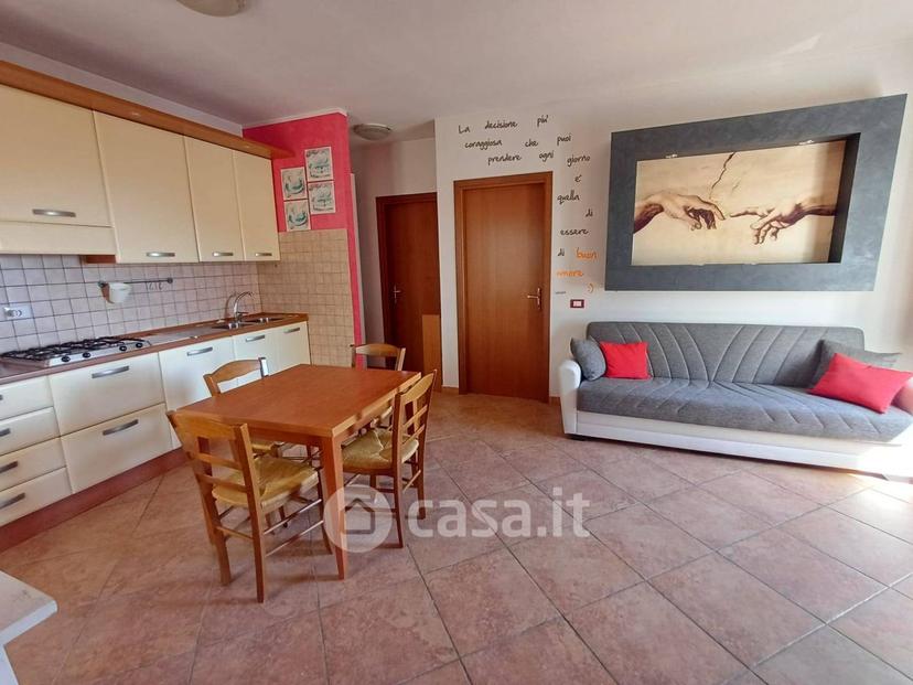 Trilocale in Via San Antonio 10 a — foto 11 di 24