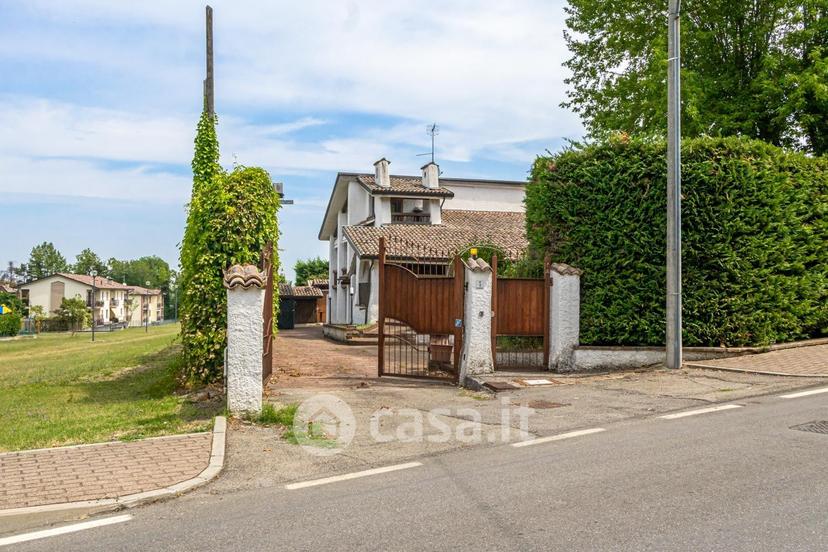 Villa in Via della Rondella 3 — foto 36 di 57