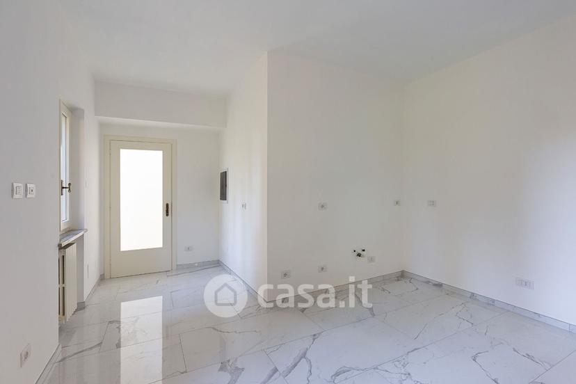 Villa in Via Angelo Cantoni 12 — foto 41 di 53