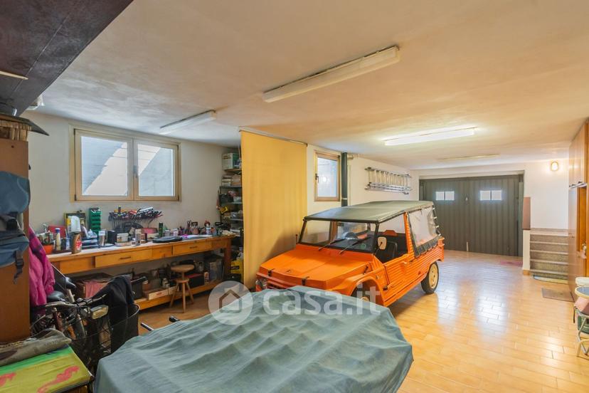 Villa in Via Gianni Rodari 69 — foto 55 di 73