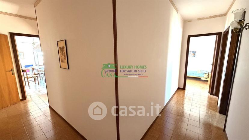 Appartamento in Via Capri — foto 13 di 23
