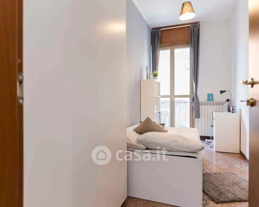 Stanza in Viale Giovanni Vicini 20 — foto 12 di 18