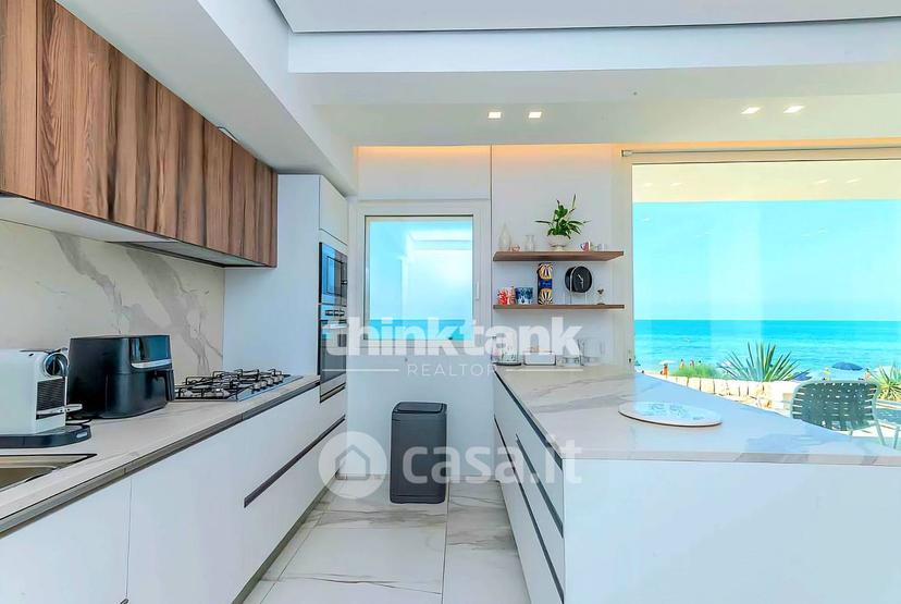 Villa in Via del Ciliegio — foto 7 di 47
