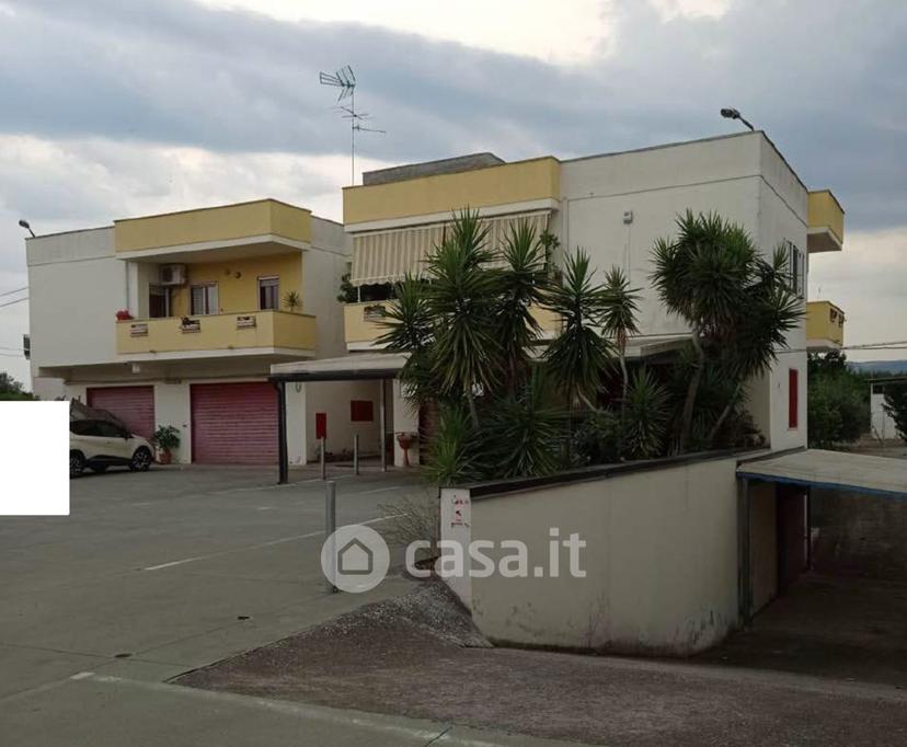 Appartamento in Via Magna Grecia — foto 9 di 32