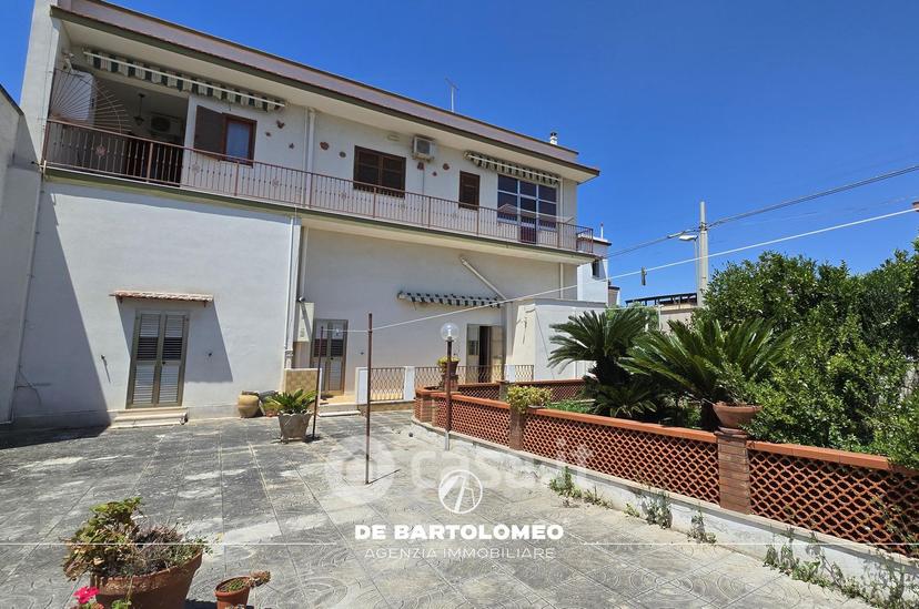 Villa in Via Anemoni 2 — foto 4 di 18