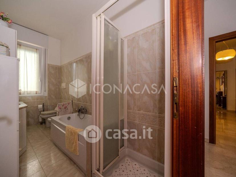 Trilocale in Via della Resistenza 2 — foto 17 di 86