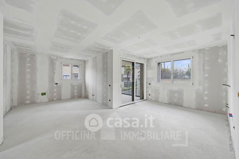 Bilocale in Via Giuseppe Marcora