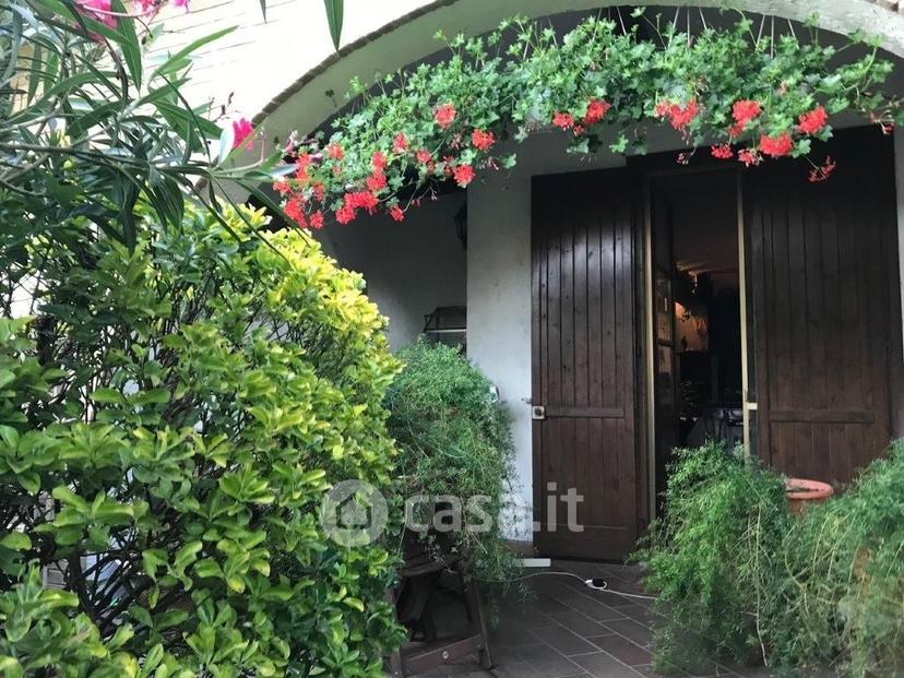 Villa in Via Sandro Pertini — foto 8 di 56