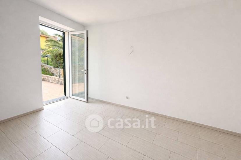 Trilocale in Via Rebaudi 3 — foto 9 di 15