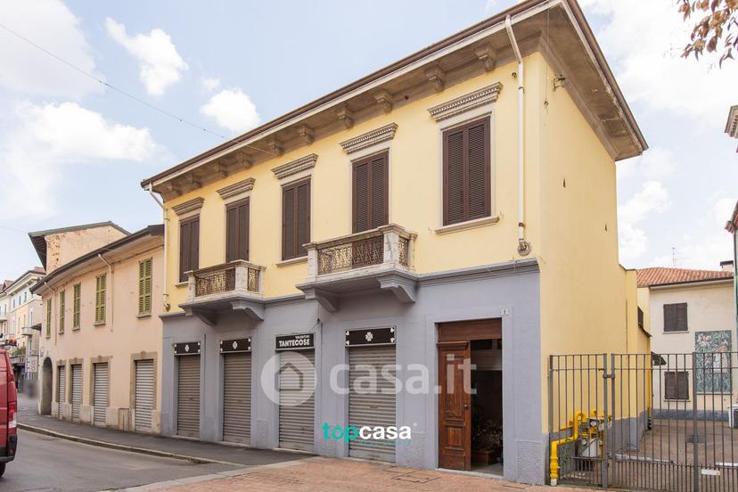Appartamento in Via Montebello 2 — foto 7 di 22