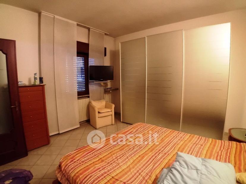 Villa in Via Giacomo Matteotti — foto 24 di 42