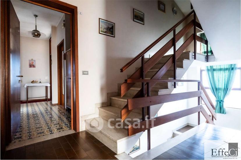 Villa in Via Rozzolo 173 — foto 23 di 86