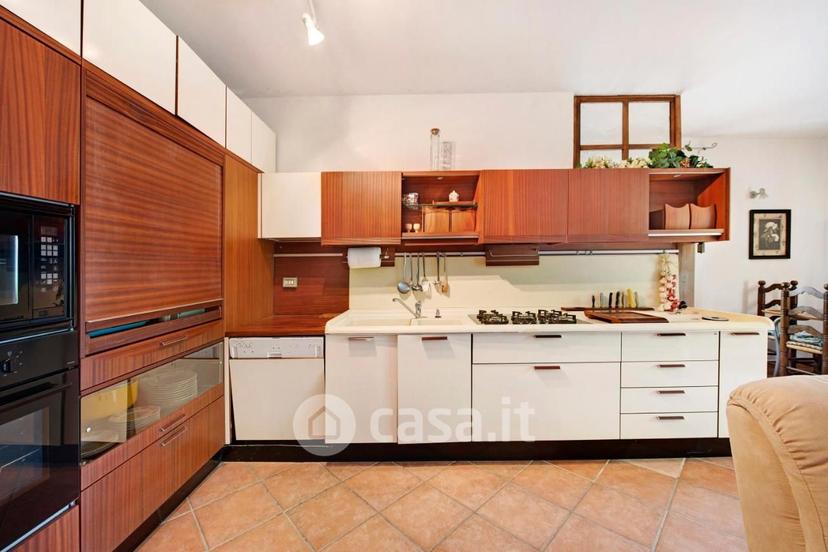 Villa in Via Molina — foto 18 di 21