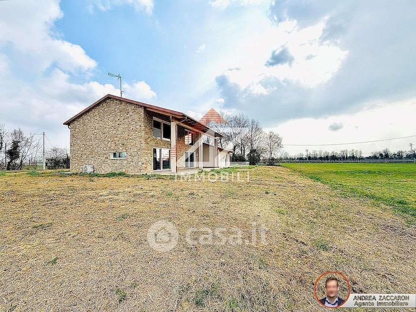 Villa in Via Larghe Ongaresca — foto 27 di 43