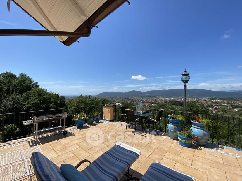 Villa in Castelnuovo — foto 38 di 72