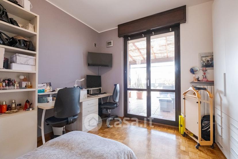 Trilocale in Viale della Repubblica 29 — foto 11 di 32