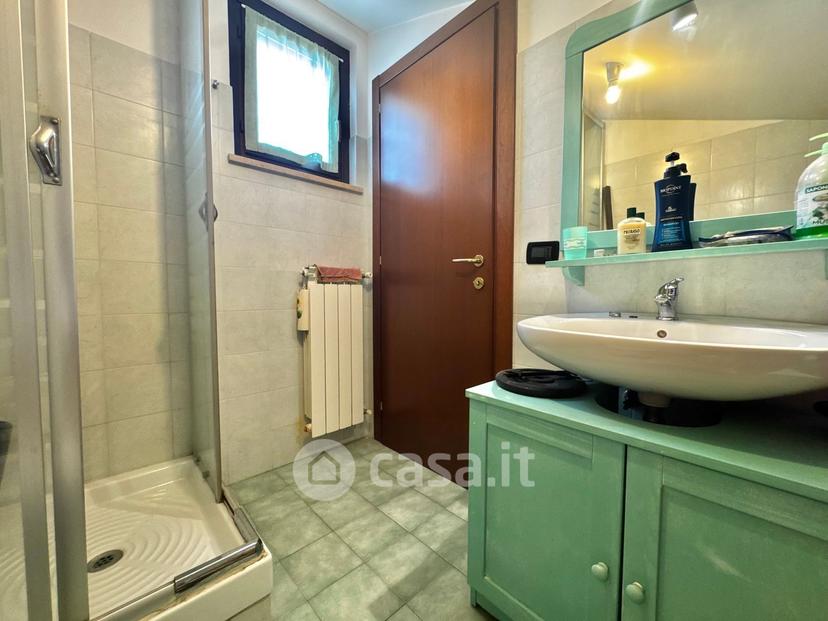 Villa in Via Lago di Como 22 — foto 52 di 82